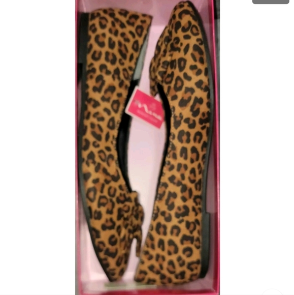 Nina Zulema Leopard Microsuede Flats Big Girls - Picture 6 of 6